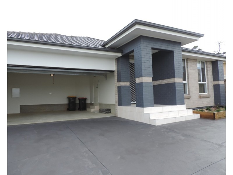 10 Cohen Place, Goulburn NSW 2580