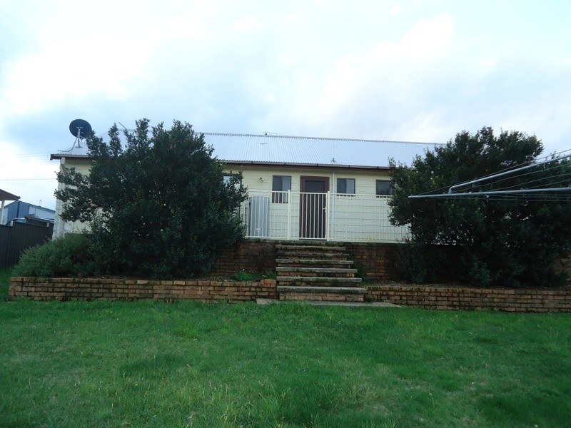 5 Parker Street, Crookwell NSW 2583