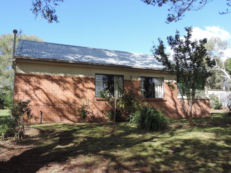79 Caoura Road, Tallong NSW 2579
