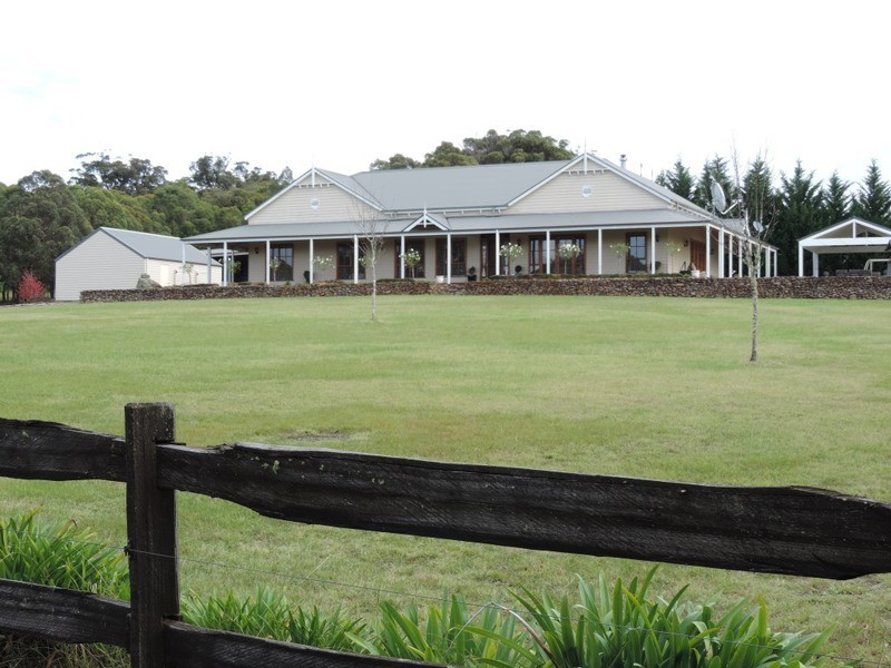 Bungaree 68 Tallawa Road, Tallong NSW 2579