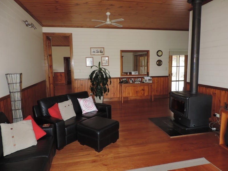 Bungaree 68 Tallawa Road, Tallong NSW 2579