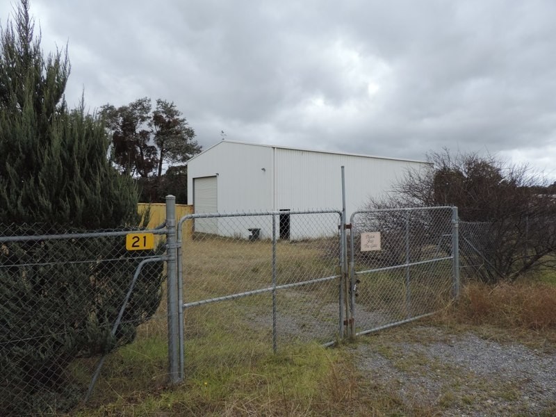 21 Wilson Street, Marulan NSW 2579
