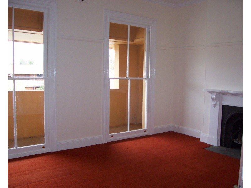 143 Clifford Street, Goulburn NSW 2580