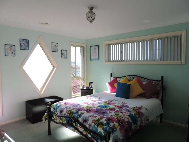 4 Paton Place, Goulburn NSW 2580