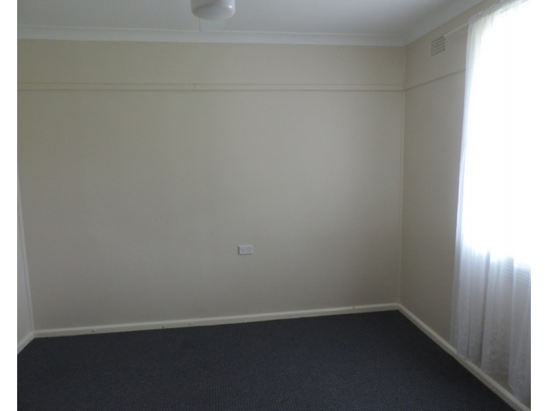 16 Combermere Street, Goulburn NSW 2580