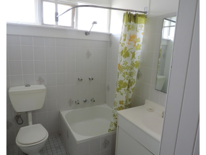 16 Combermere Street, Goulburn NSW 2580