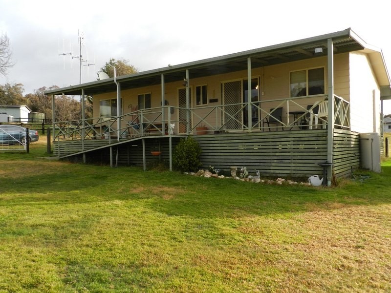 5 Caledonia Street, Grabben Gullen NSW 2583