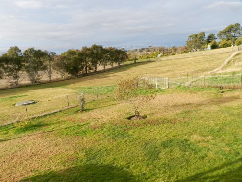 5 Caledonia Street, Grabben Gullen NSW 2583