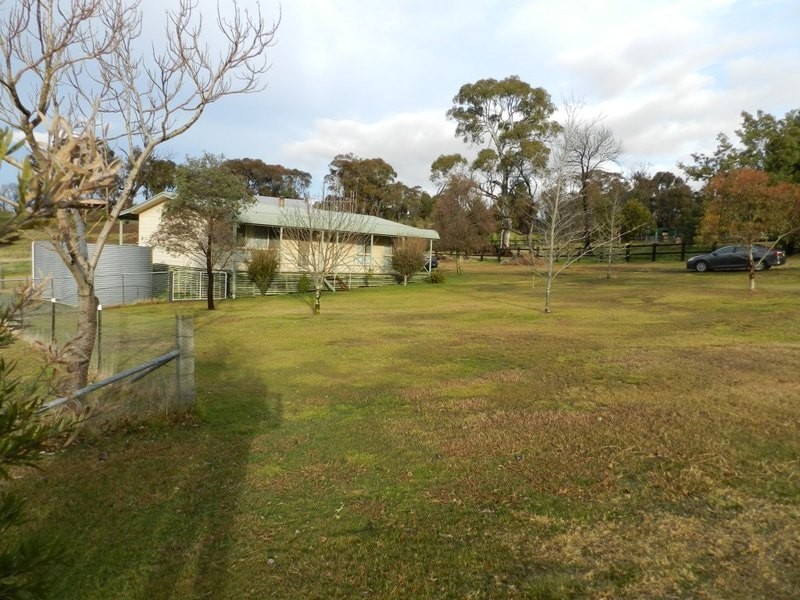 5 Caledonia Street, Grabben Gullen NSW 2583