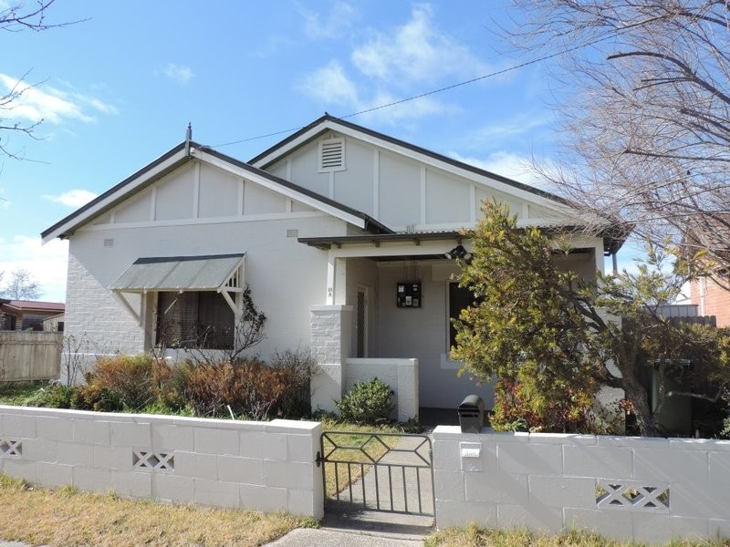 11a Park Street, Goulburn NSW 2580