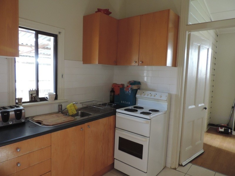 11a Park Street, Goulburn NSW 2580