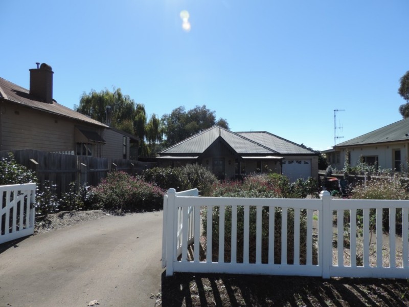 135 Addison Street, Goulburn NSW 2580