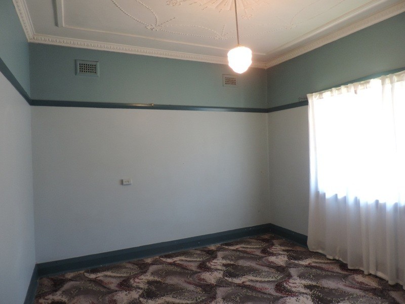 10 Arnheim Street, Goulburn NSW 2580