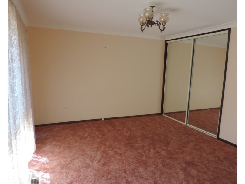 2 MacAlister Drive, Goulburn NSW 2580