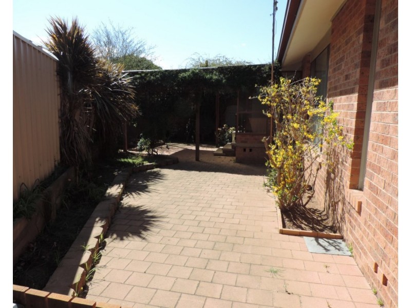 2 MacAlister Drive, Goulburn NSW 2580