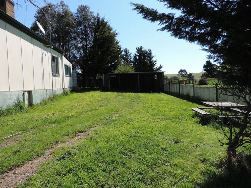 2 Chisholm Street, Taralga NSW 2580