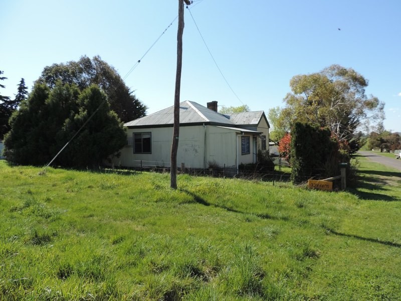2 Chisholm Street, Taralga NSW 2580
