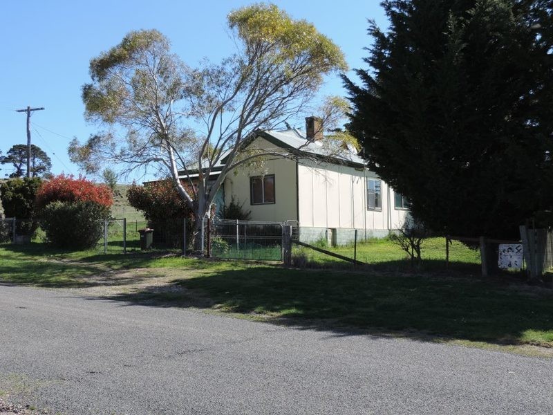 2 Chisholm Street, Taralga NSW 2580