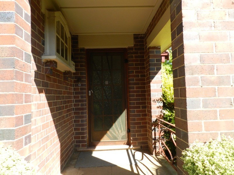 19 Robertson Street, Crookwell NSW 2583