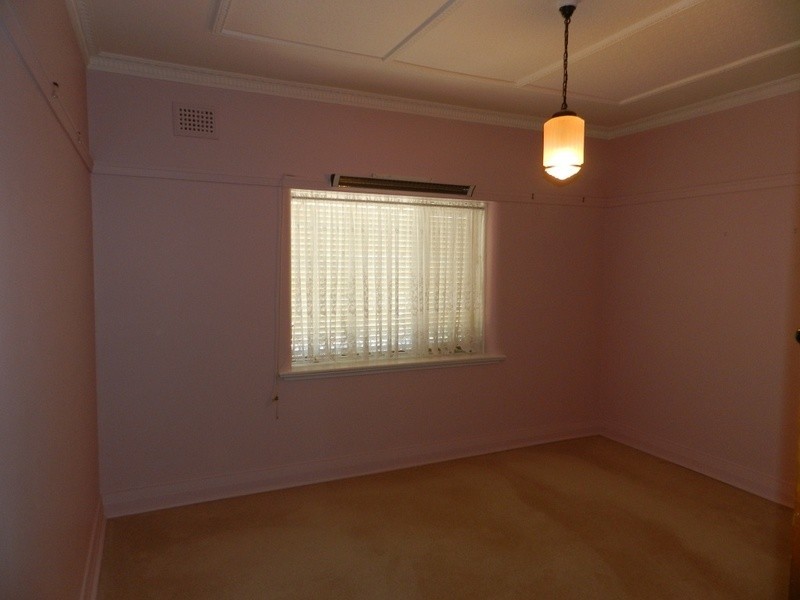 19 Robertson Street, Crookwell NSW 2583