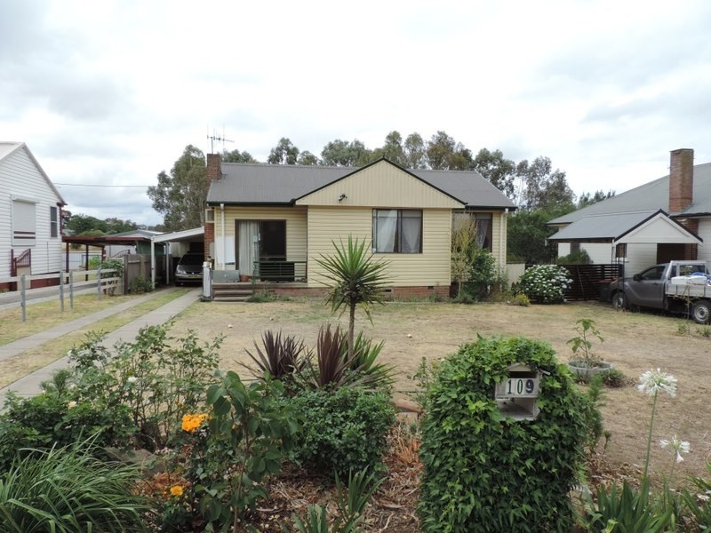 109 Finlay Road, Goulburn NSW 2580