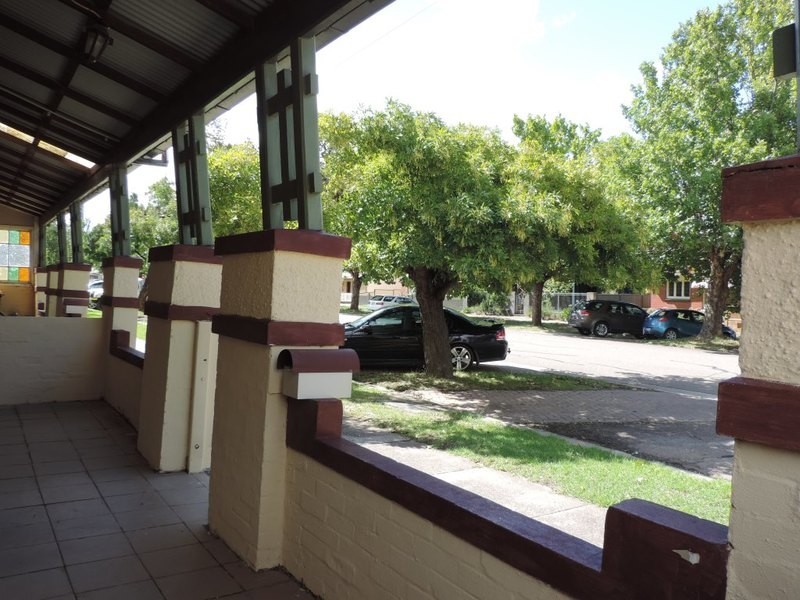 8-10 Lithgow Street, Goulburn NSW 2580