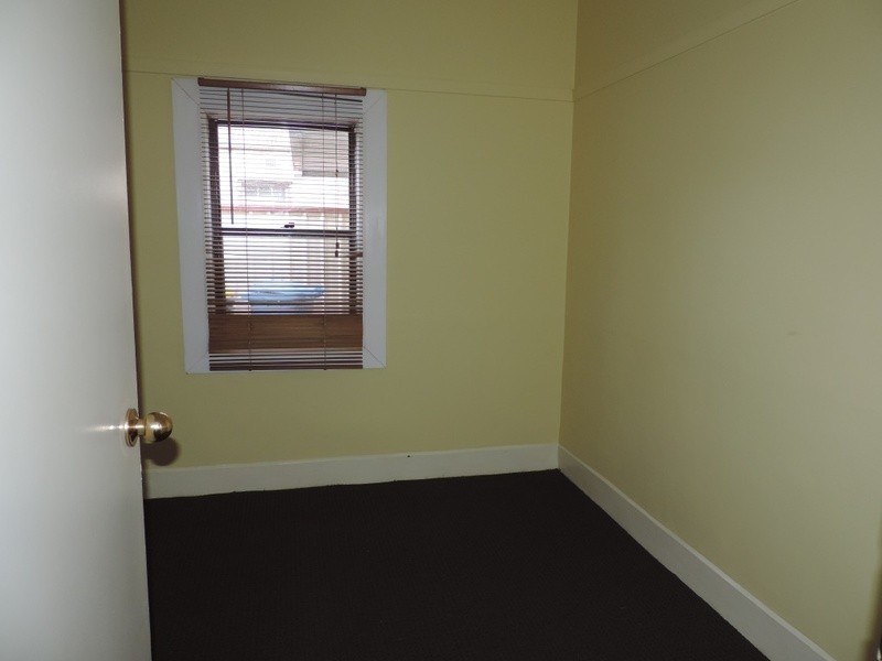 8-10 Lithgow Street, Goulburn NSW 2580