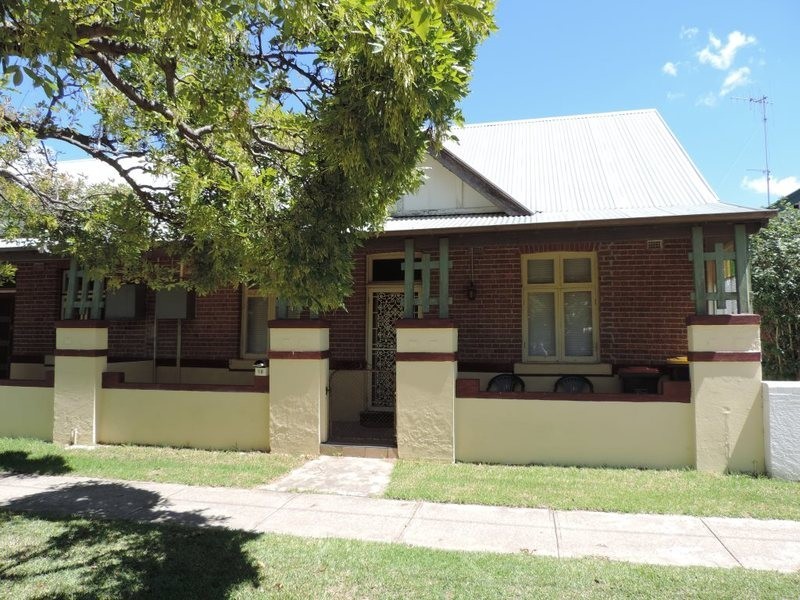 8-10 Lithgow Street, Goulburn NSW 2580