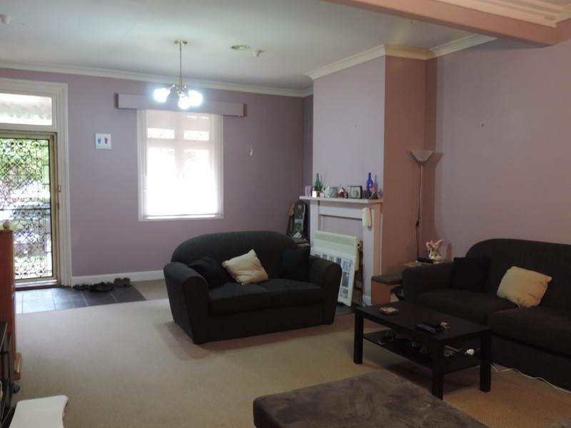 8-10 Lithgow Street, Goulburn NSW 2580