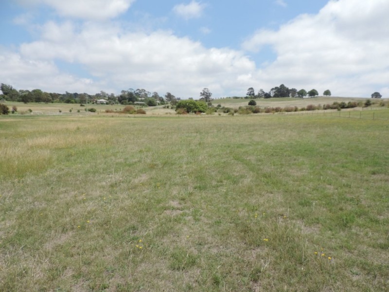 101 & 102 Hill Street, Taralga NSW 2580