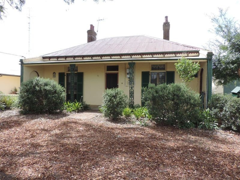 5 William Street, Goulburn NSW 2580