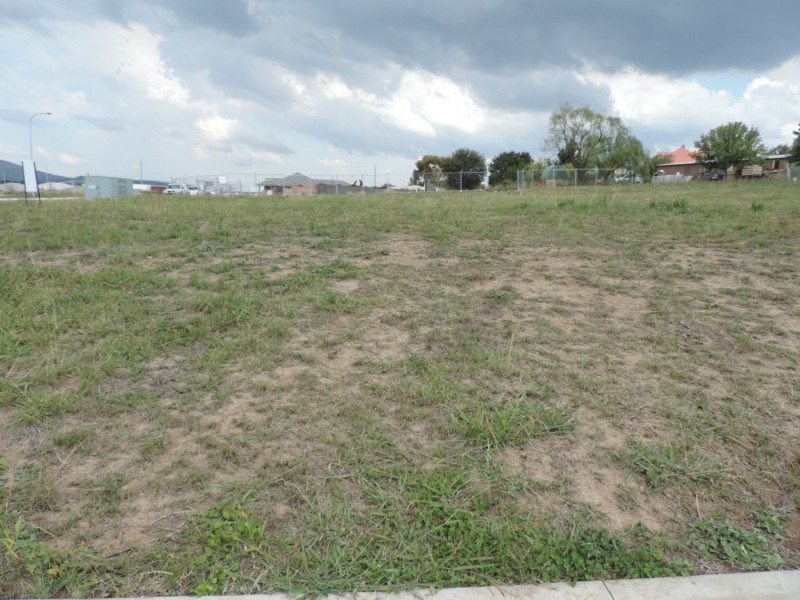 48 Kidd Circuit, Goulburn NSW 2580