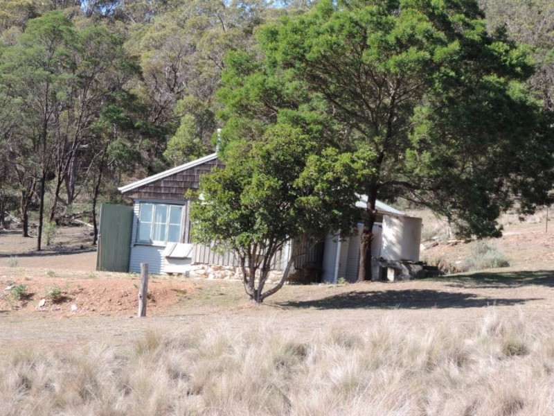 272 St Clair Road, Lake Bathurst NSW 2580