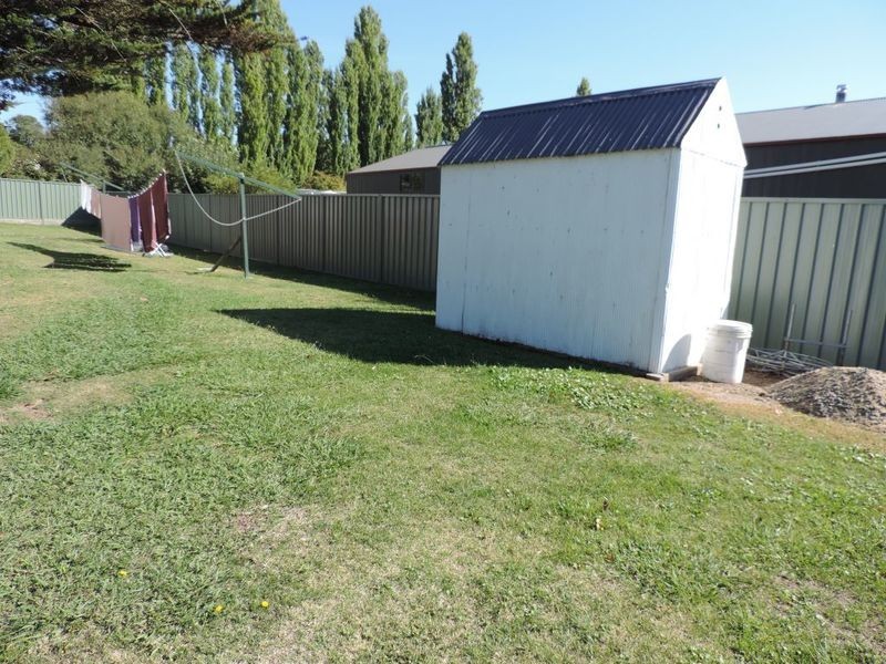 19 Court Street, Taralga NSW 2580