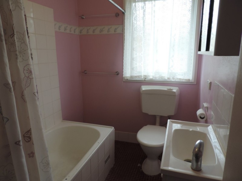 3 Strathallen Crescent, Goulburn NSW 2580