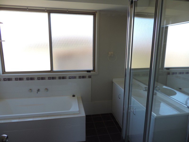 7 Monastery Drive, Goulburn NSW 2580