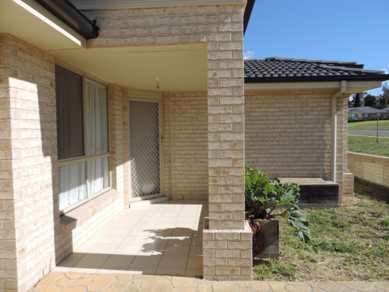 7 Monastery Drive, Goulburn NSW 2580