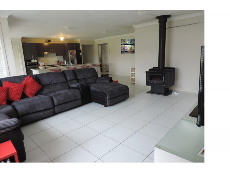 42 Tait Street, Crookwell NSW 2583