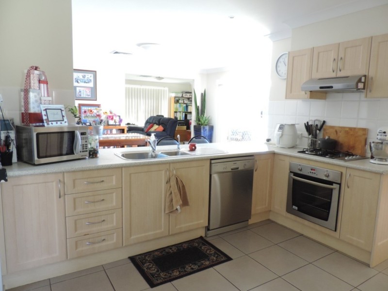 31 Crestwood Drive, Goulburn NSW 2580
