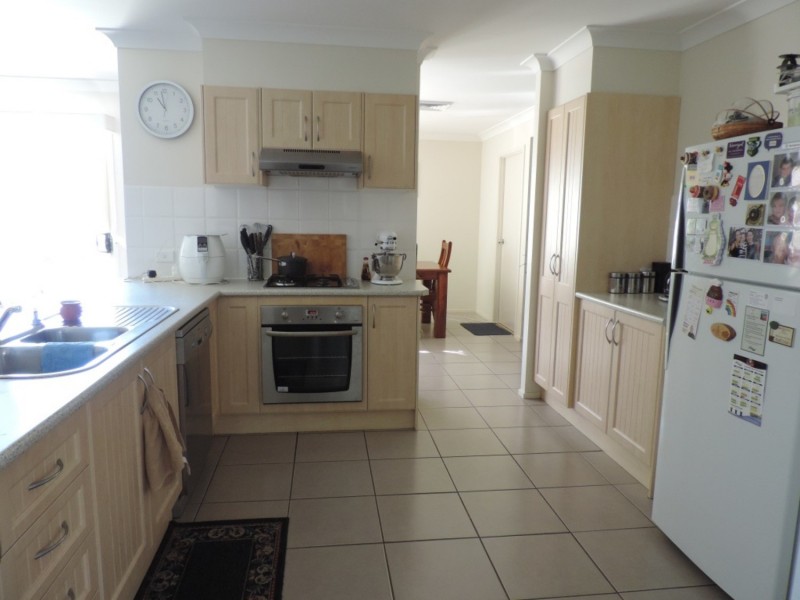 31 Crestwood Drive, Goulburn NSW 2580