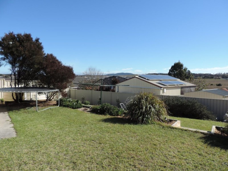 31 Crestwood Drive, Goulburn NSW 2580