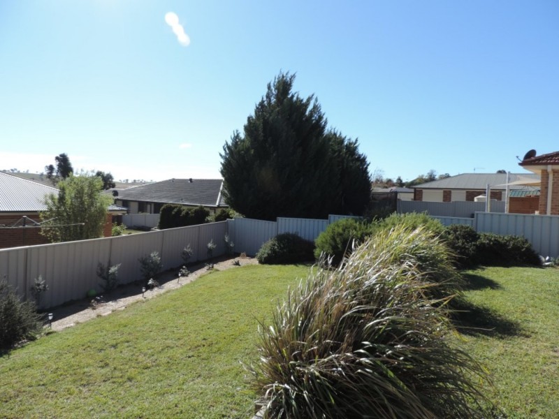 31 Crestwood Drive, Goulburn NSW 2580