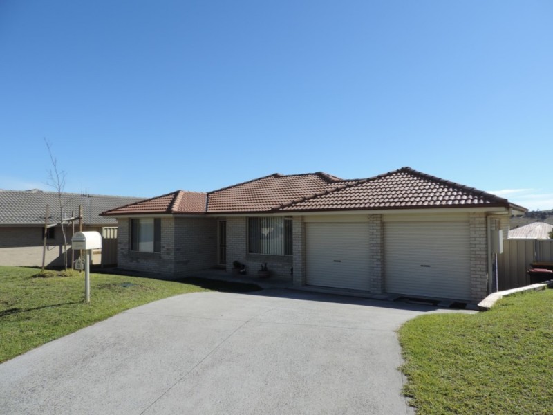 31 Crestwood Drive, Goulburn NSW 2580