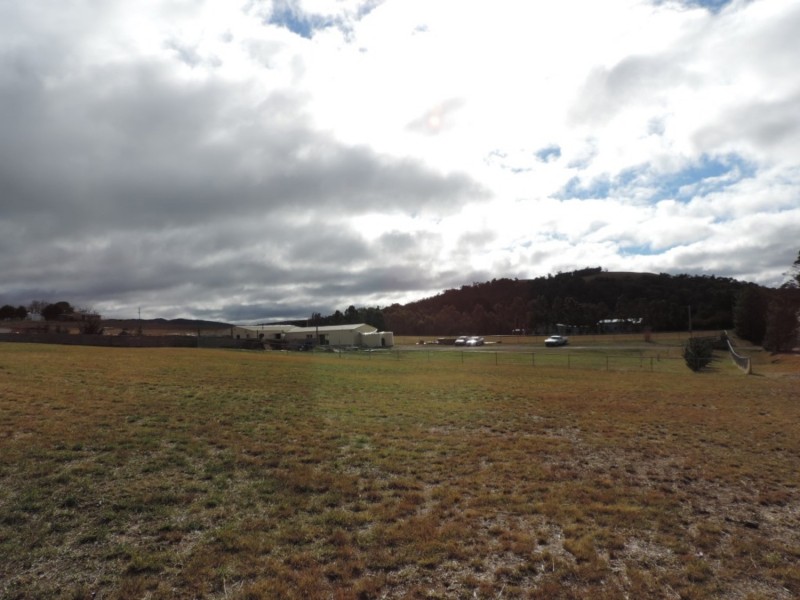 22-24  Rosebery Street, Tarago NSW 2580