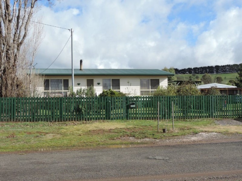 34 Chisholm Street, Taralga NSW 2580