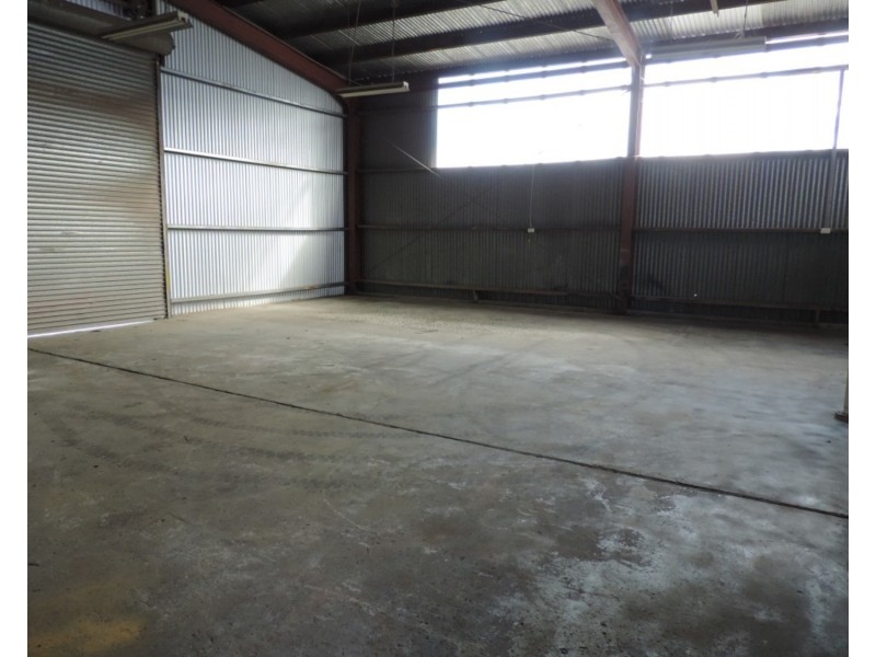 89 Knox Street, Goulburn NSW 2580