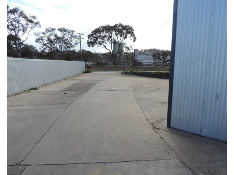 89 Knox Street, Goulburn NSW 2580