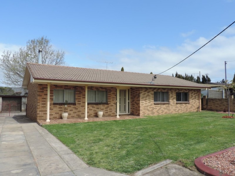 41 Taralga Road, Goulburn NSW 2580