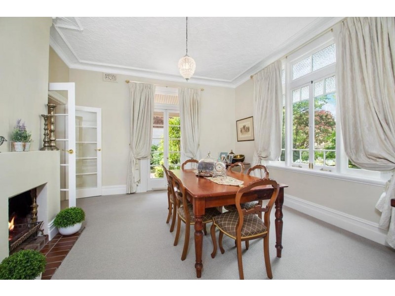 11 Hurst Street, Goulburn NSW 2580