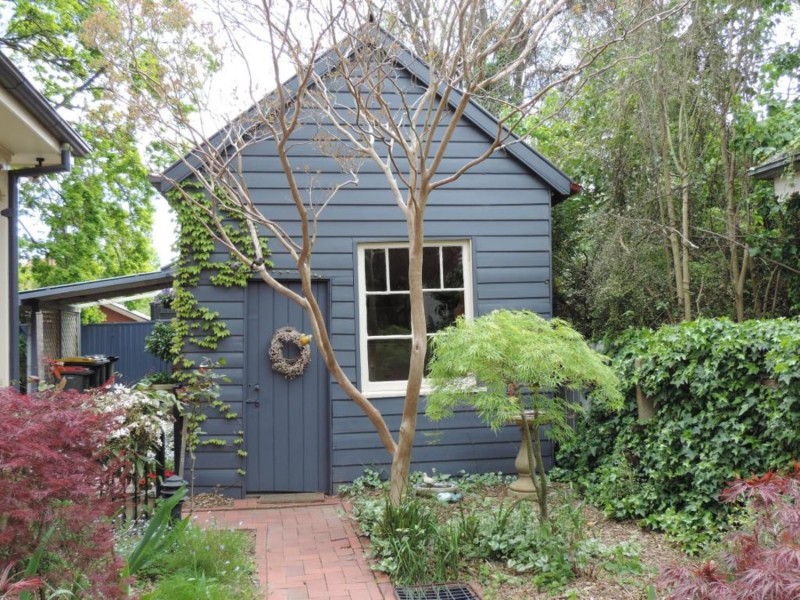 11 Hurst Street, Goulburn NSW 2580